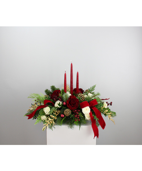Deck The Halls - Single Candle With Globe Centerpiece