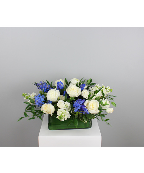 Elegant and enchanting, Sapphire Snowfall evokes the beauty of a crisp winter evening.