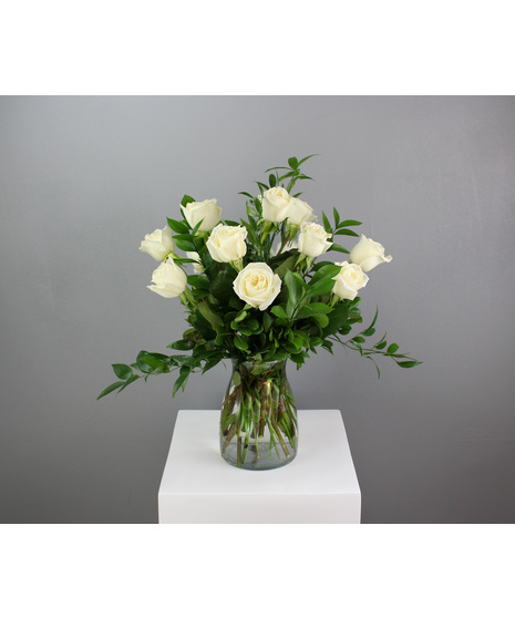 One Dozen White Roses Arranged