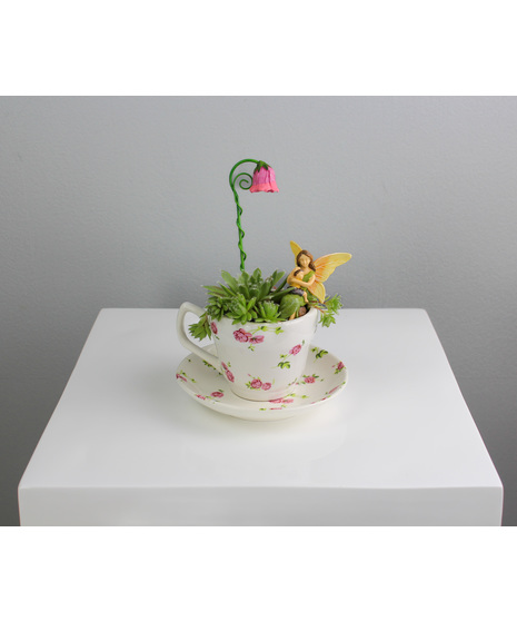 Step into a world of enchantment with our Fairy Garden Teacup! 