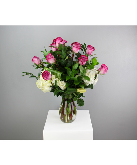 One Dozen Lavender Roses with Hydrangea