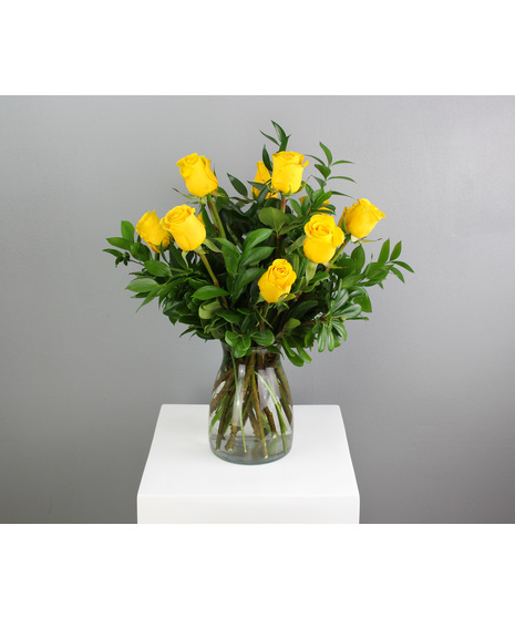 One Dozen Yellow Roses