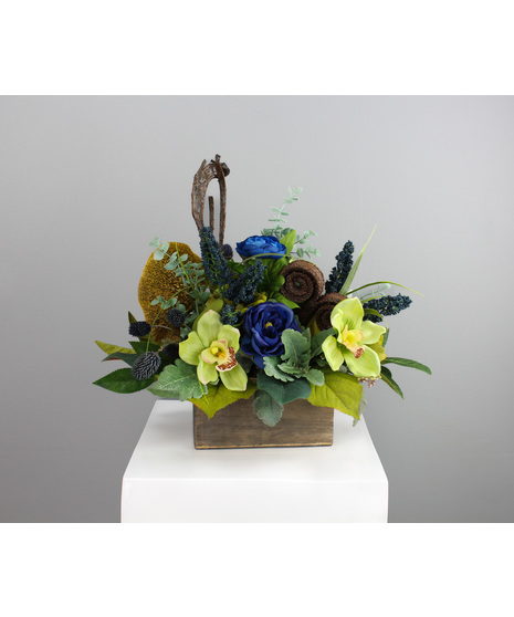 Midnight Moss - Spring Silk Arrangement